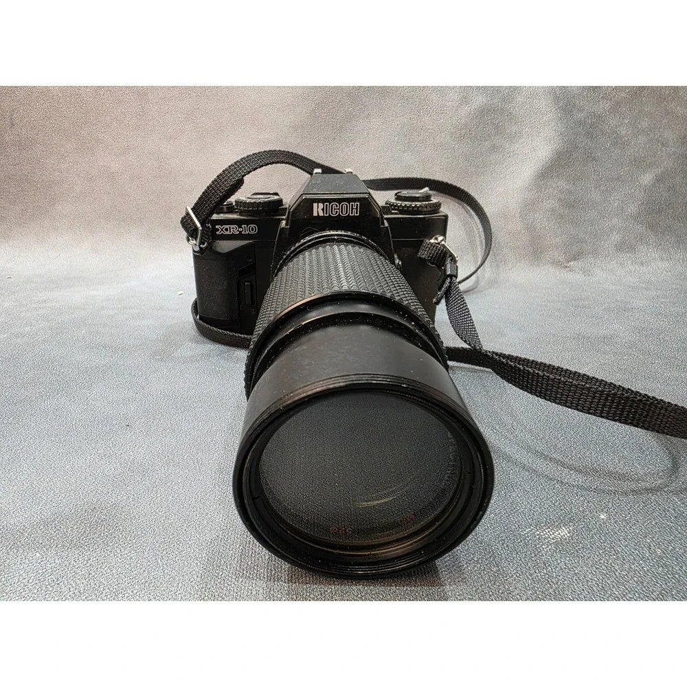 Ricoh XR-10 35mm SLR Film Camera with 75-200mm Macro Zoom Lens Black Vintage